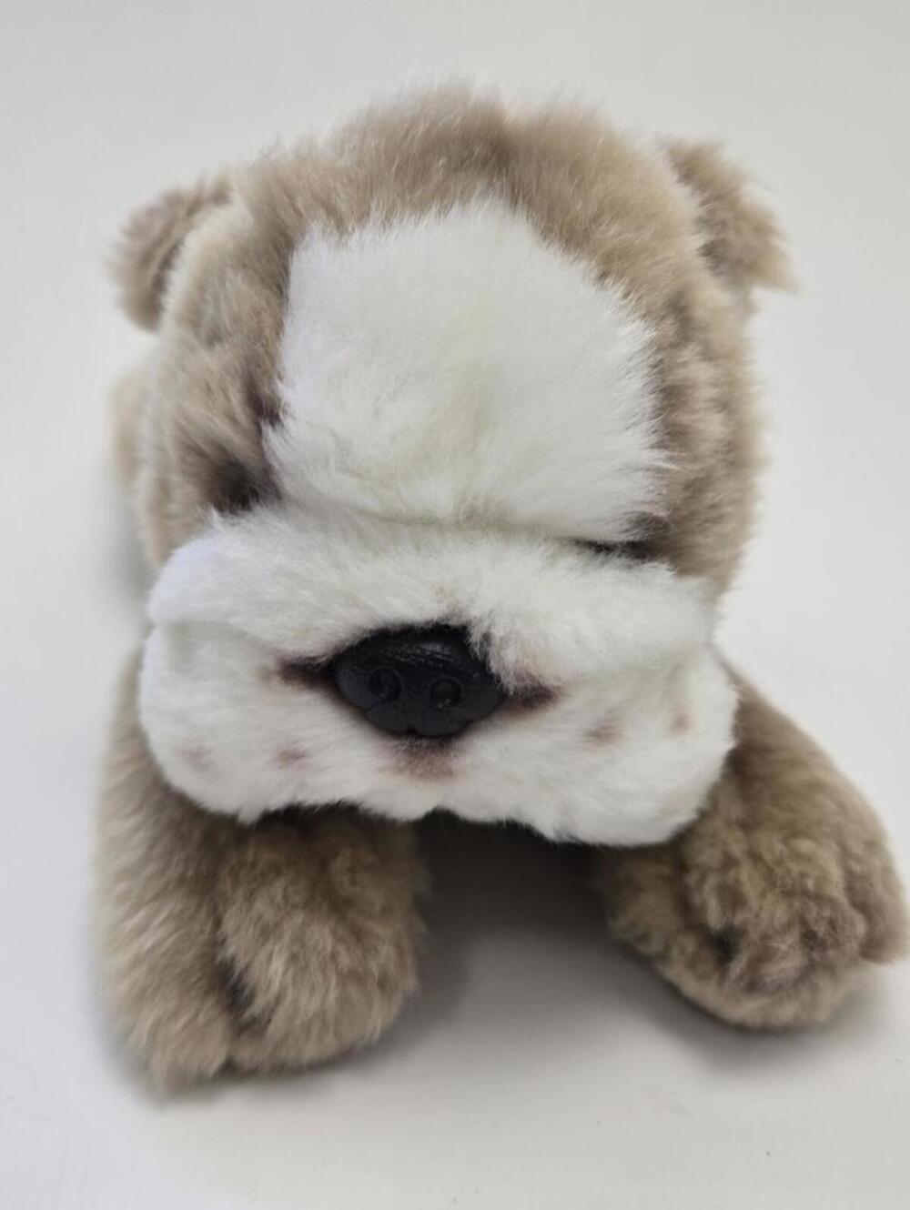 Yomiko Classics Russ Berrie Bulldog Vintage Collectible Plush (8 inch)